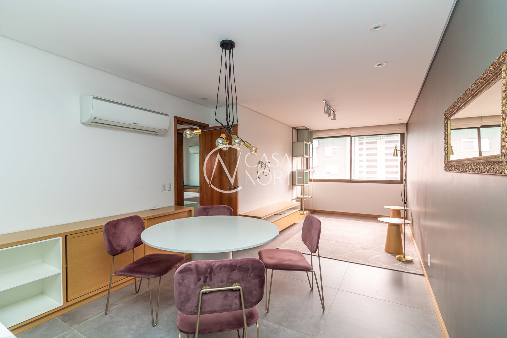 Apartamento à venda com 2 quartos, 70m², 1 suíte, 2 vagas, Rua Santa Cecília no bairro Rio Branco em Porto Alegre