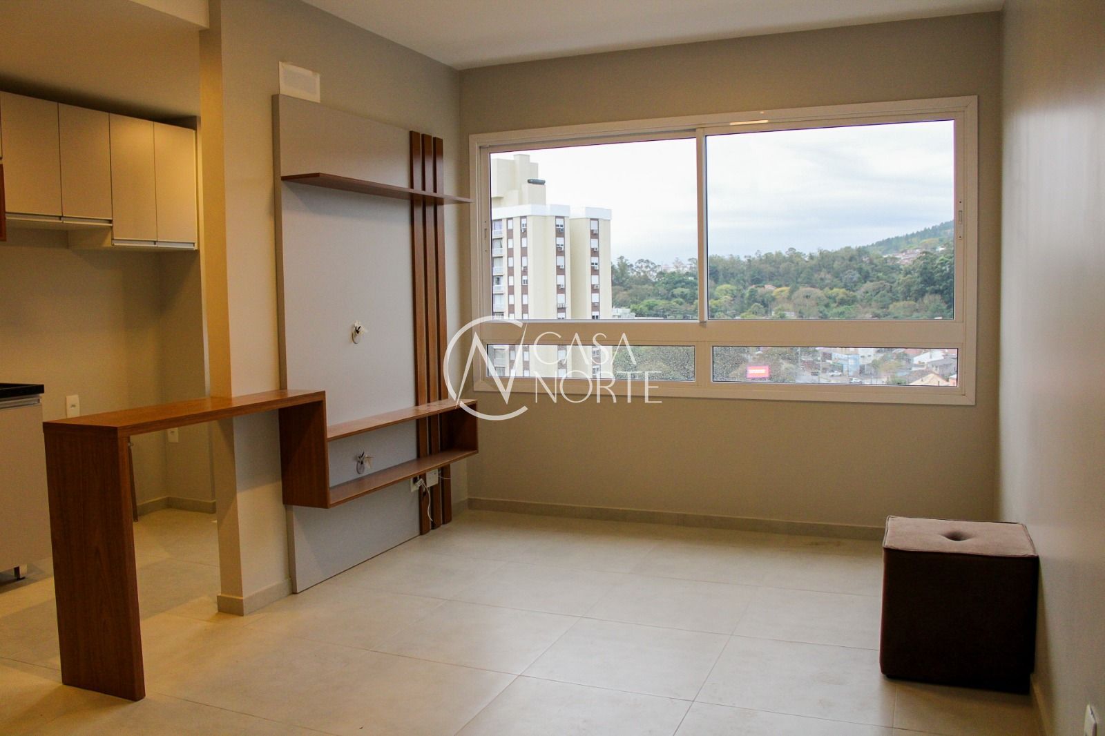 Apartamento à venda com 2 quartos, 56m², 1 suíte, 1 vaga, Rua Capitão Pedro Werlang no bairro Partenon em Porto Alegre