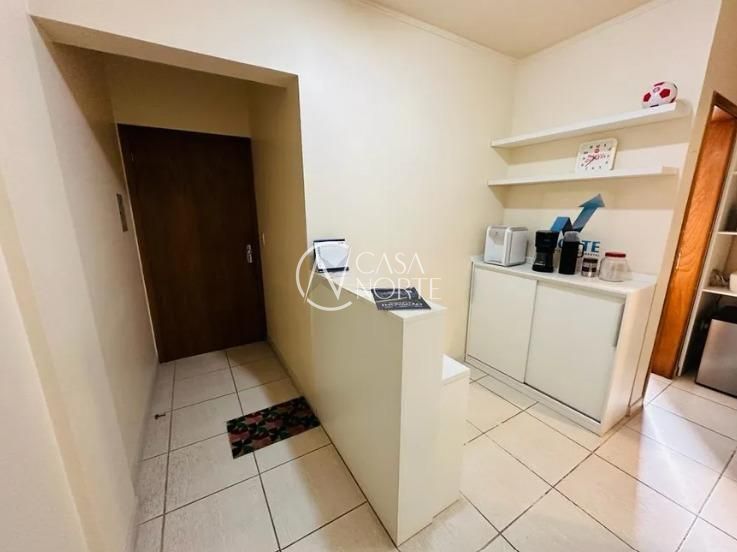 Sala Comercial à venda com 1 quarto, 25m², Avenida Assis Brasil no bairro Jardim Lindóia em Porto Alegre