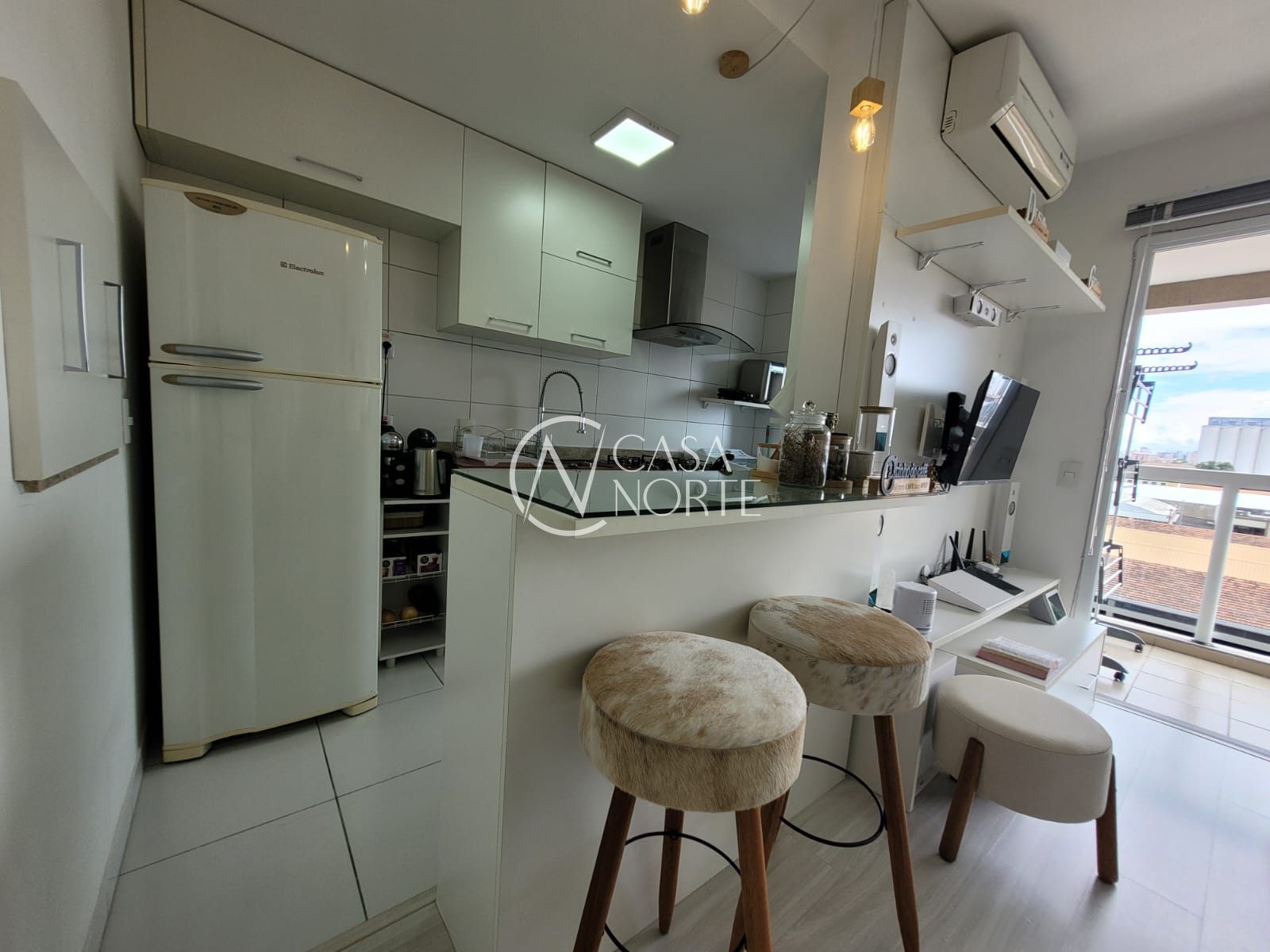 Apartamento à venda com 2 quartos, 67m², 1 suíte, 1 vaga, Avenida Polônia no bairro São Geraldo em Porto Alegre