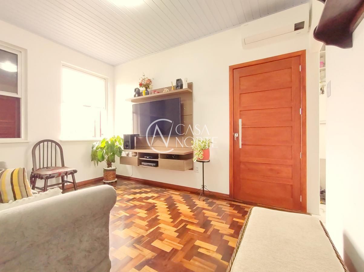 Apartamento à venda com 2 quartos, 51m², 1 vaga, Rua Tuparaí no bairro Passo da Areia em Porto Alegre