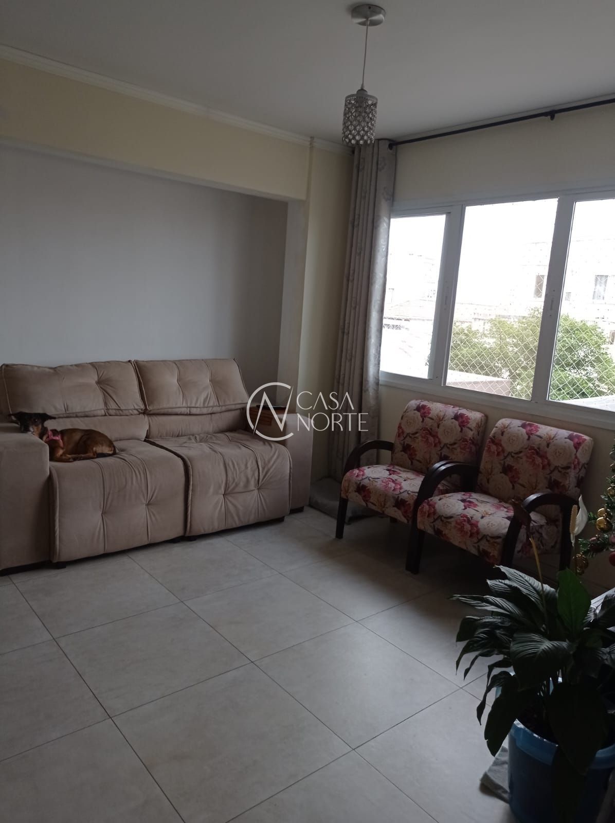 Apartamento à venda com 3 quartos, 65m², 1 suíte, 1 vaga, Avenida Florianópolis no bairro Azenha em Porto Alegre