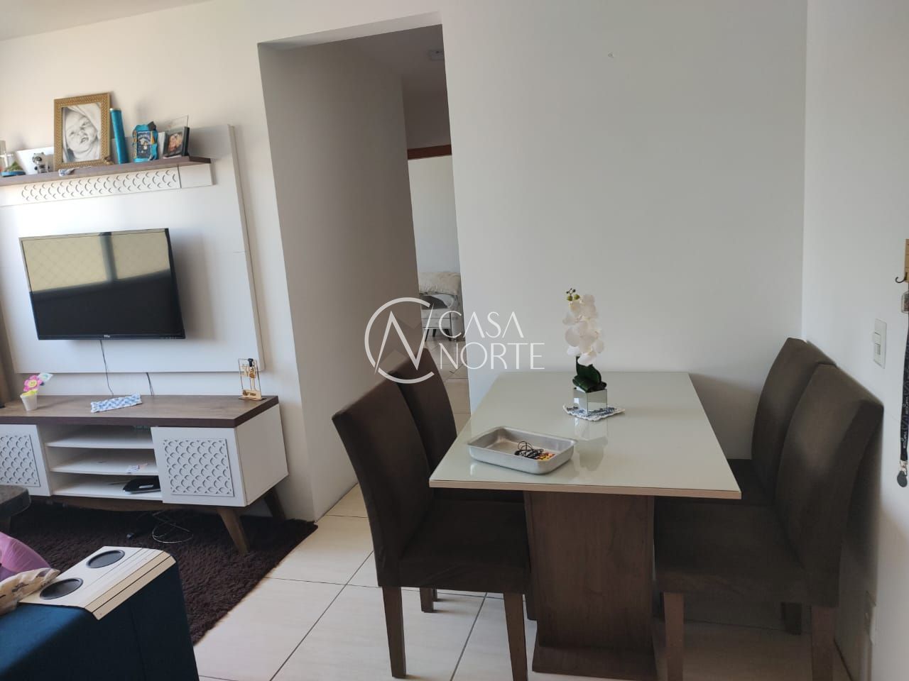 Apartamento à venda com 2 quartos, 43m², 1 vaga, Avenida Ernesto Neugebauer no bairro Humaitá em Porto Alegre