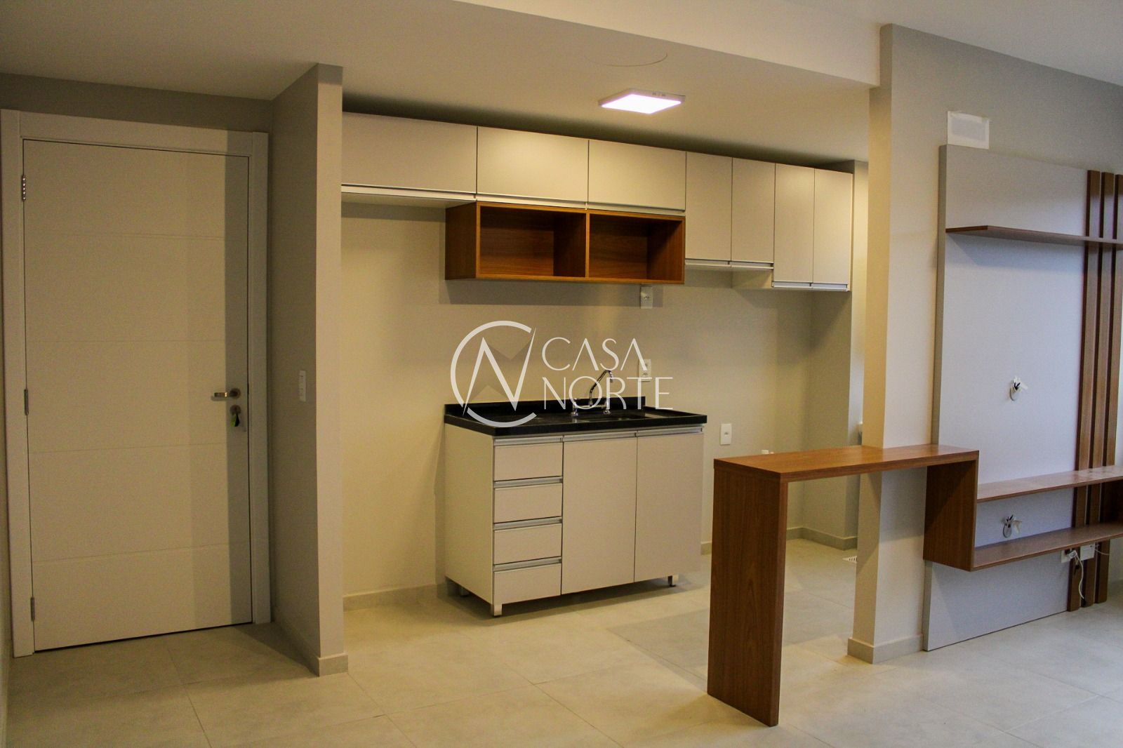 Apartamento à venda com 2 quartos, 56m², 1 suíte, 1 vaga, Rua Capitão Pedro Werlang no bairro Partenon em Porto Alegre