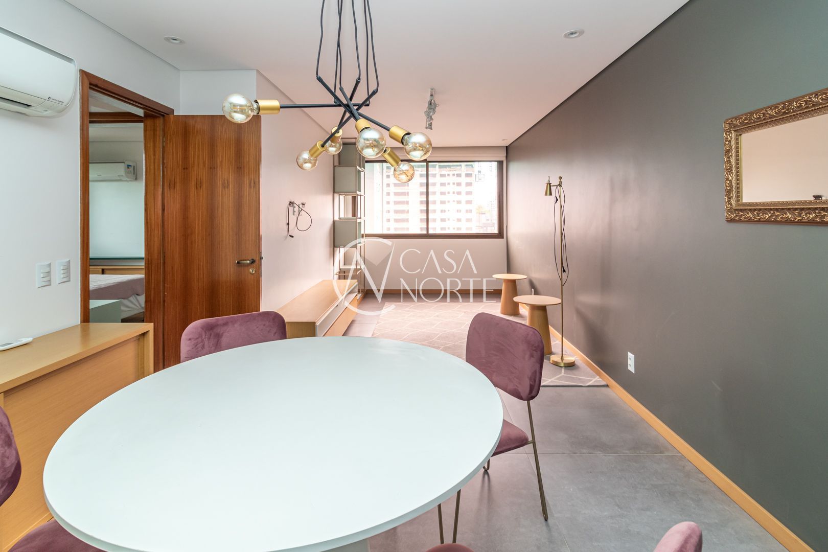 Apartamento à venda com 2 quartos, 70m², 1 suíte, 2 vagas, Rua Santa Cecília no bairro Rio Branco em Porto Alegre