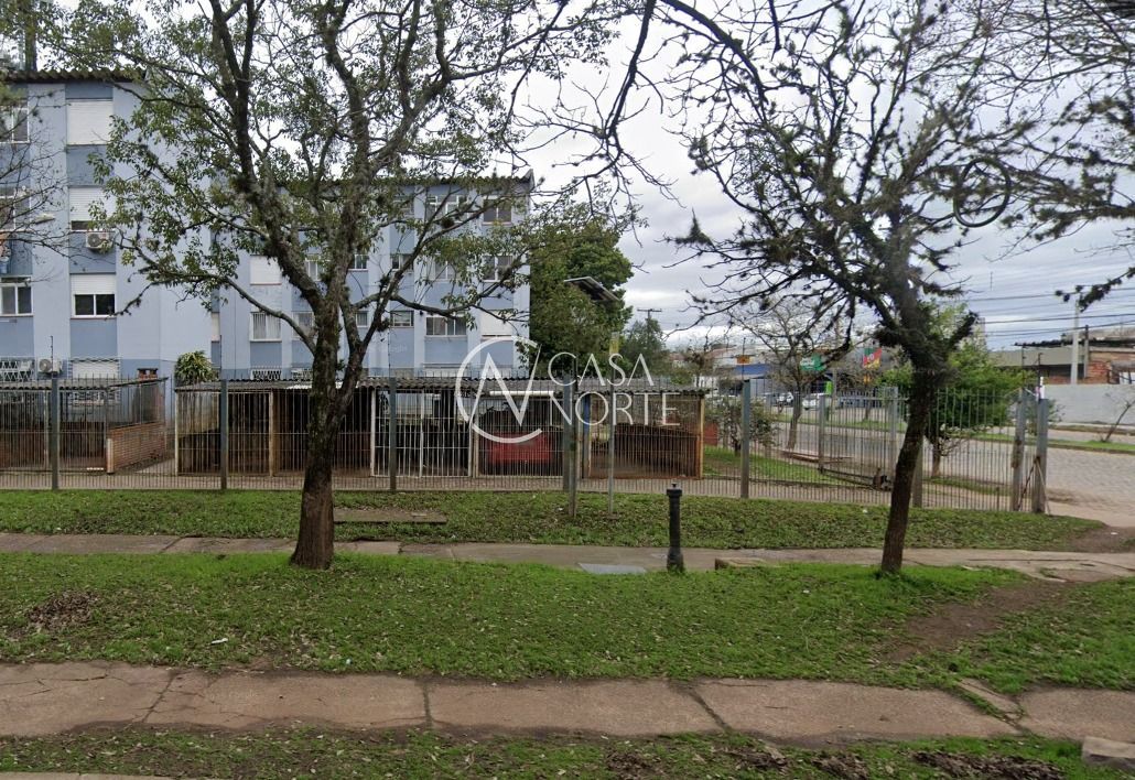 Box à venda , 12m², Avenida Clóvis Paim Grivot no bairro Humaitá em Porto Alegre