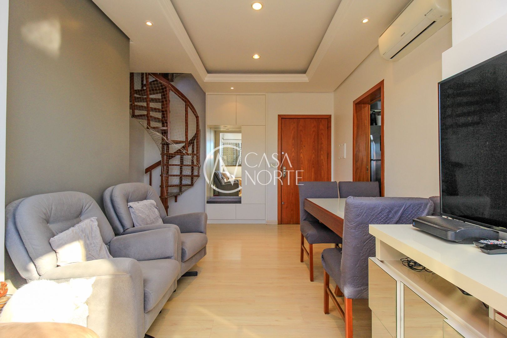 Cobertura à venda com 2 quartos, 122m², 1 vaga, Travessa Américo Silveira no bairro Cristo Redentor em Porto Alegre