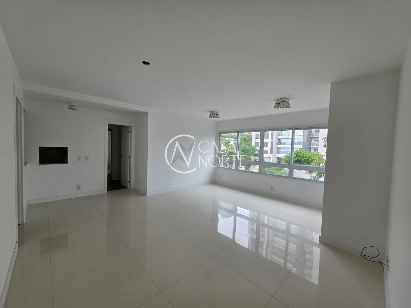 Apartamento à venda com 3 quartos, 101m², 1 suíte, 1 vaga, Rua São Josémaria Escriva no bairro Jardim do Salso em Porto Alegre