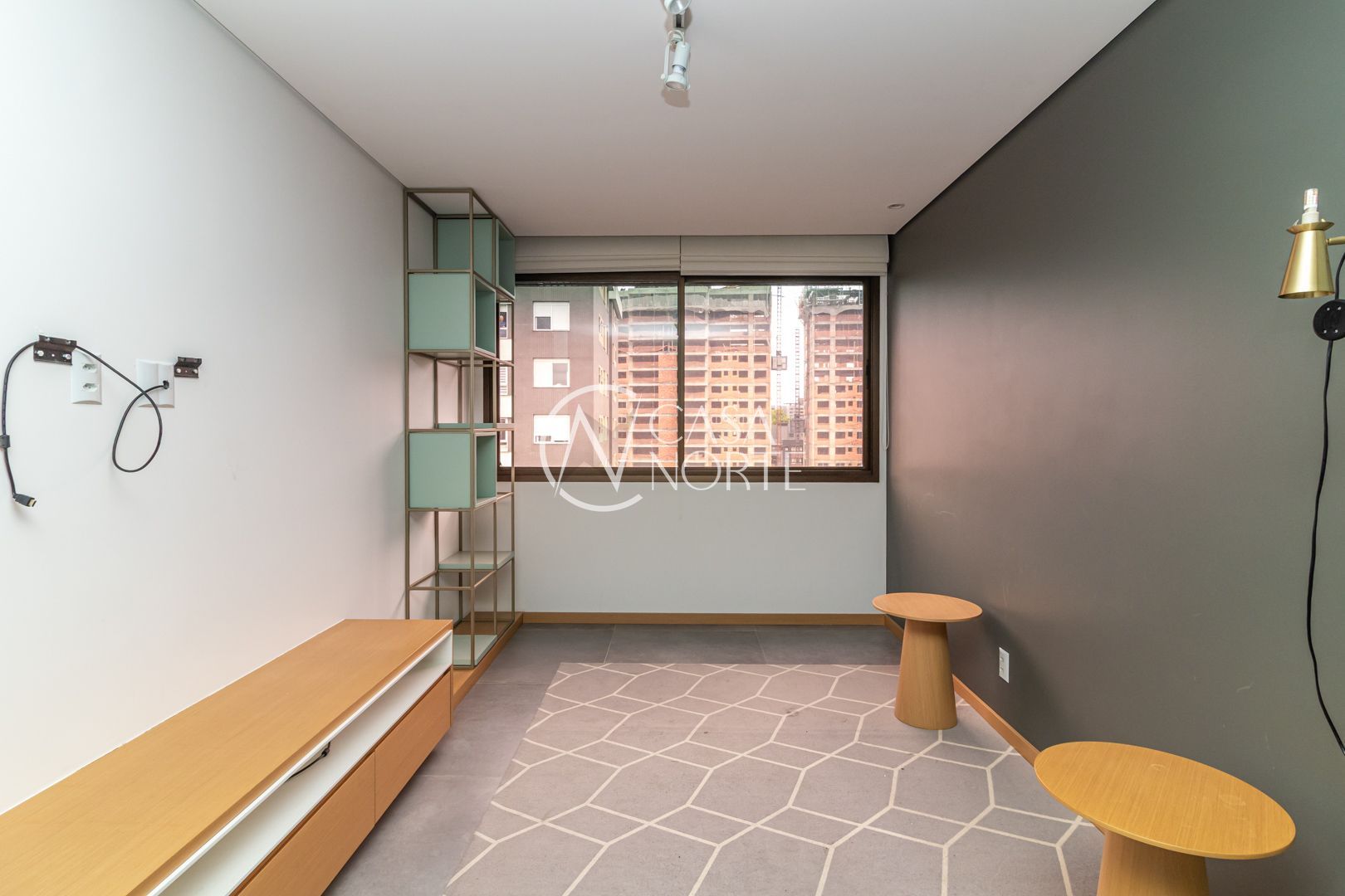 Apartamento à venda com 2 quartos, 70m², 1 suíte, 2 vagas, Rua Santa Cecília no bairro Rio Branco em Porto Alegre