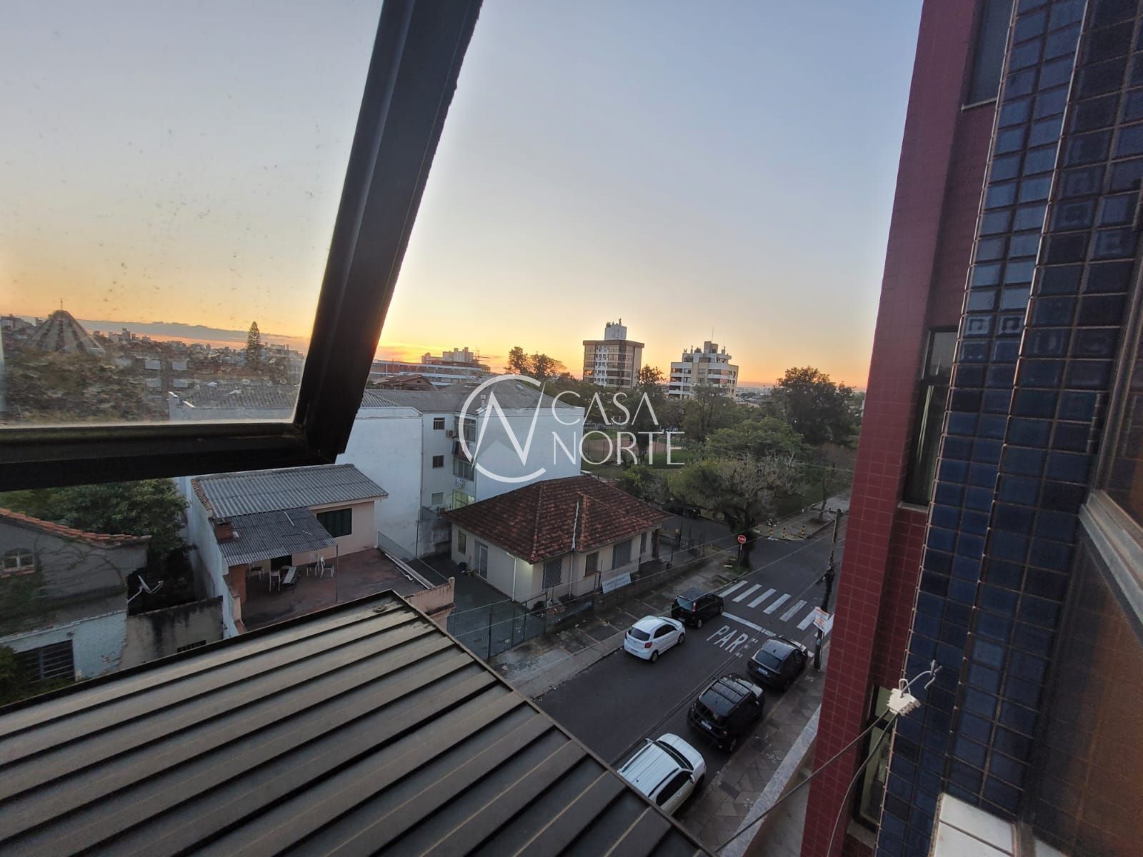 Sala Comercial à venda com 1 quarto, 30m², Rua Cristóvão Pereira no bairro Passo da Areia em Porto Alegre