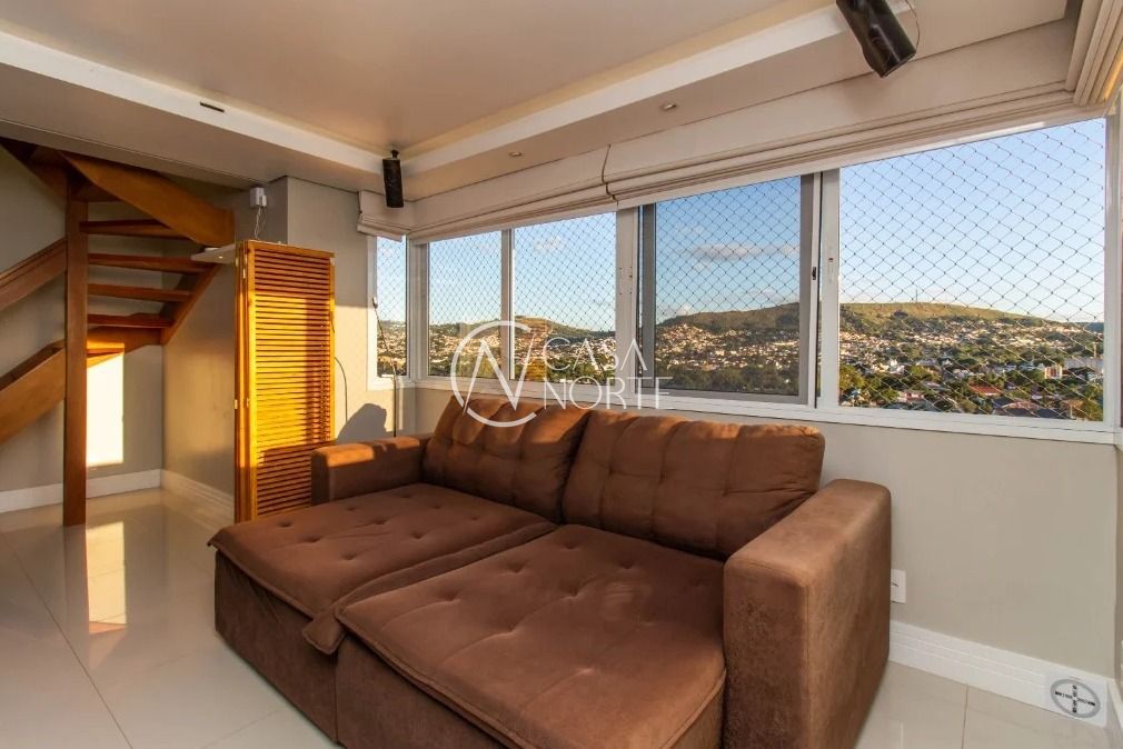 Cobertura à venda com 1 quarto, 137m², 2 vagas, Rua Cervantes no bairro Jardim Botânico em Porto Alegre