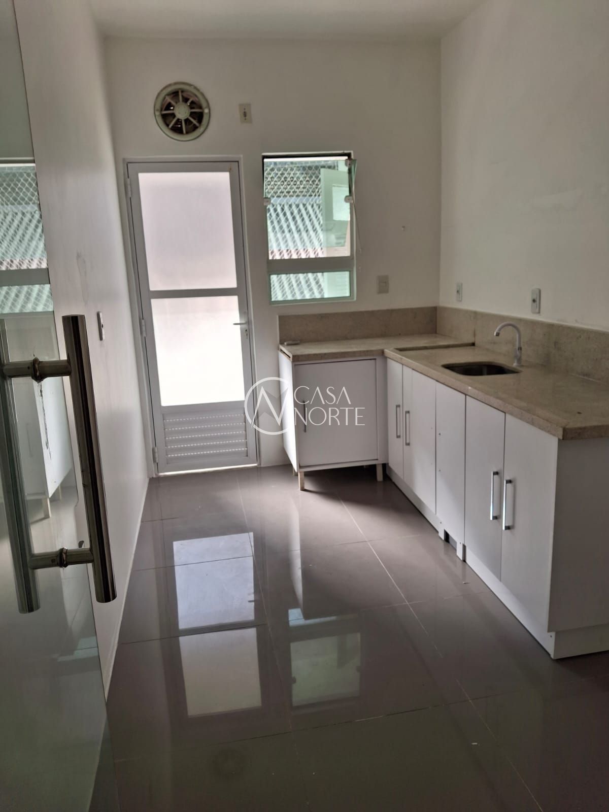 Apartamento à venda com 3 quartos, 84m², Santana no bairro Santana em Porto Alegre