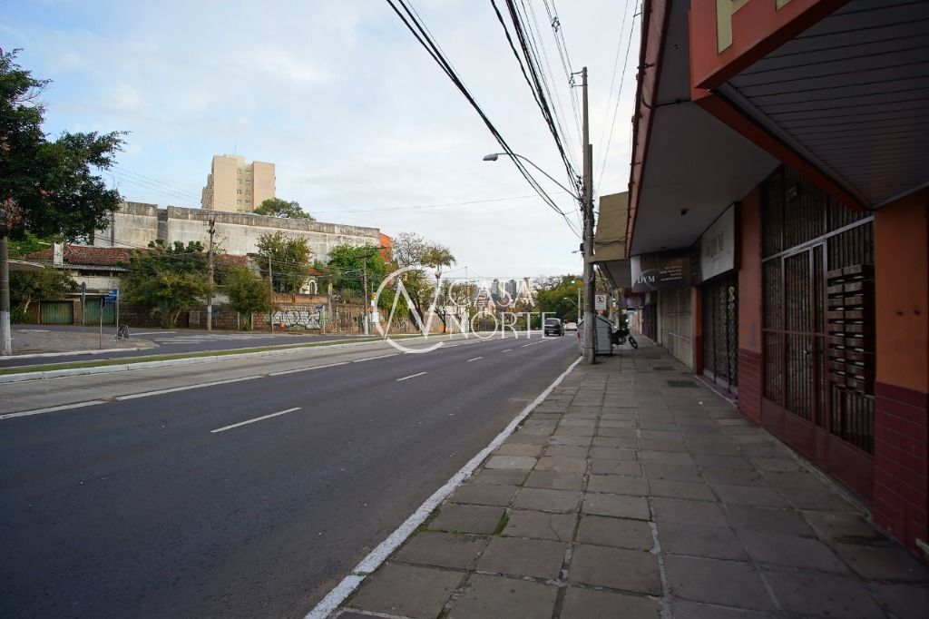 Loja à venda , 150m², Avenida Protásio Alves no bairro Rio Branco em Porto Alegre