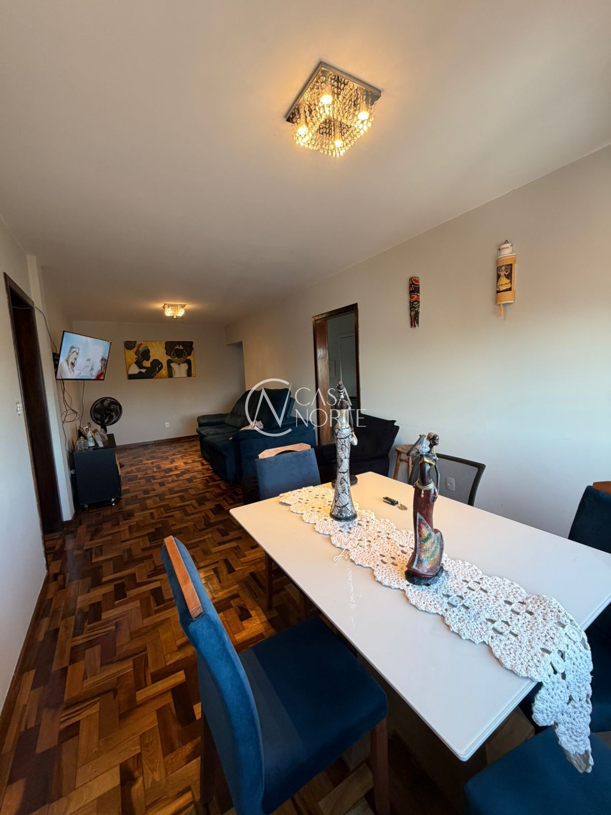 Apartamento à venda com 3 quartos, 110m², 1 suíte, 1 vaga, Rua Catumbi no bairro Medianeira em Porto Alegre