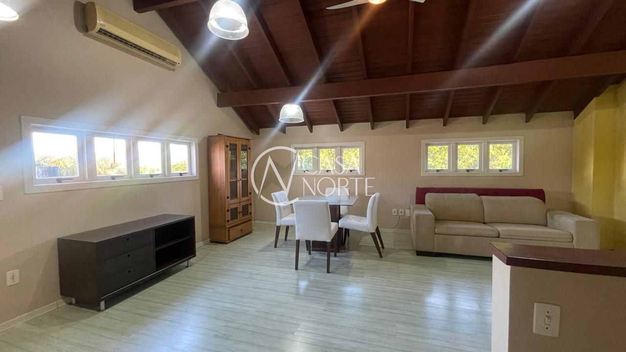 Casa à venda com 3 quartos, 247m², 1 suíte, 2 vagas, Avenida Ecoville no bairro Sarandi em Porto Alegre