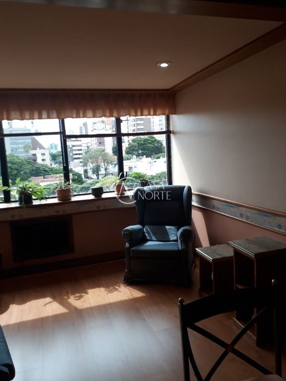 Sala Comercial à venda , 47m², Avenida Taquara no bairro Petrópolis em Porto Alegre