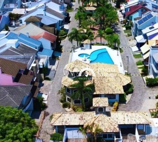 Casa à venda com 3 quartos com 220m², 1 suíte, 2 vagas, Avenida Ecoville no bairro Sarandi em Porto Alegre