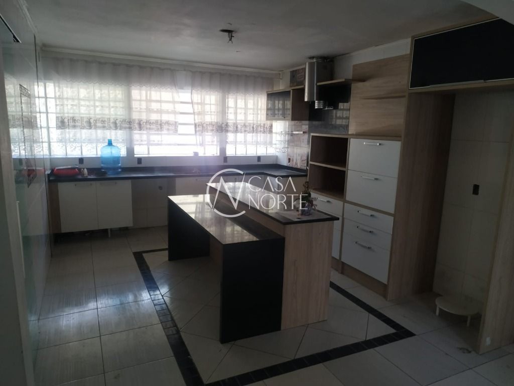 Casa à venda com 4 quartos com 171m², 2 suítes, Avenida Professor Paula Soares no bairro Jardim Itu Sabará em Porto Alegre