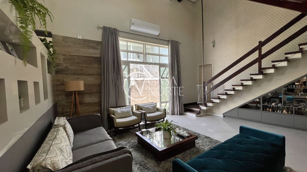 Casa à venda com 4 quartos com 405m², 4 suítes, 5 vagas, Avenida Ecoville no bairro Sarandi em Porto Alegre