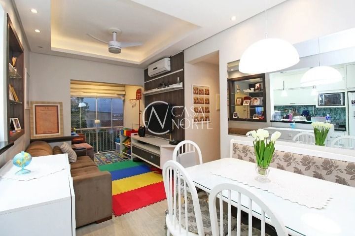 Apartamento à venda com 2 quartos, 61m², 1 suíte, Avenida Sertório no bairro Sarandi em Porto Alegre