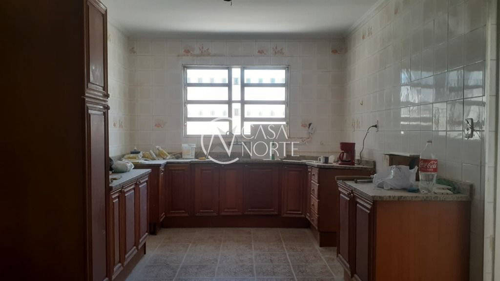 Casa à venda com 3 quartos, 120m², 4 vagas, Rua Engenheiro Walter Boehl no bairro Vila Ipiranga em Porto Alegre