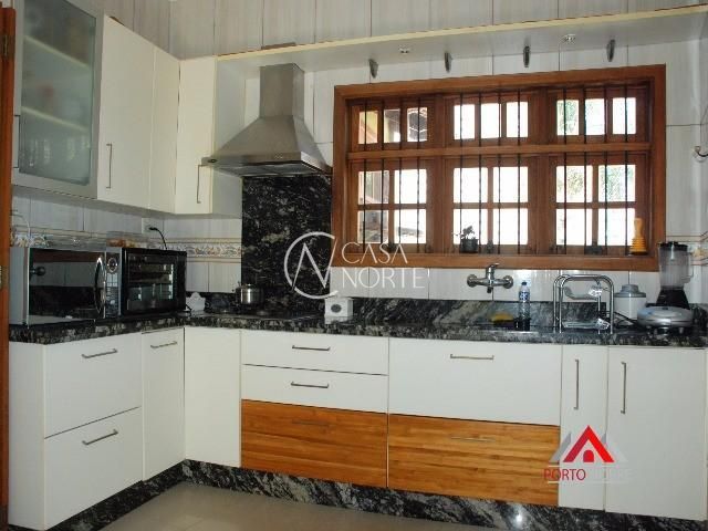 Casa à venda com 4 quartos com 4750m², 1 suíte, 3 vagas, Avenida Ecoville no bairro Sarandi em Porto Alegre