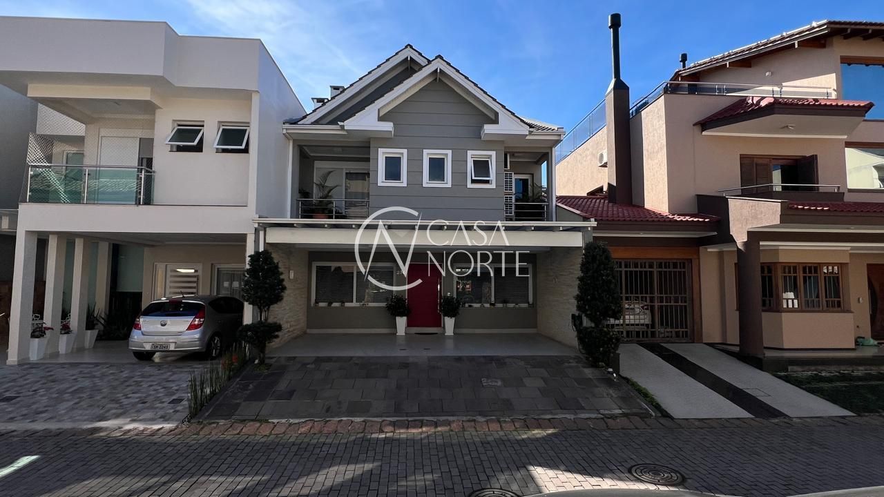 Casa de Condomínio à venda com 3 quartos, 203m², 1 suíte, 3 vagas, Avenida Ecoville no bairro Ecoville em Porto Alegre