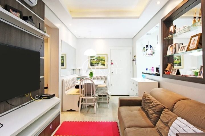Apartamento à venda com 2 quartos, 61m², 1 suíte, Avenida Sertório no bairro Sarandi em Porto Alegre