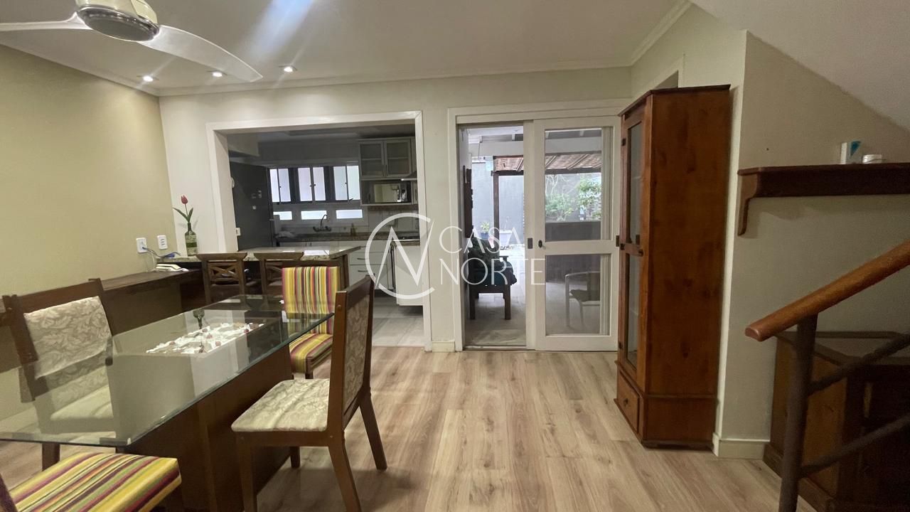 Casa à venda com 3 quartos, 247m², 1 suíte, 2 vagas, Avenida Ecoville no bairro Sarandi em Porto Alegre