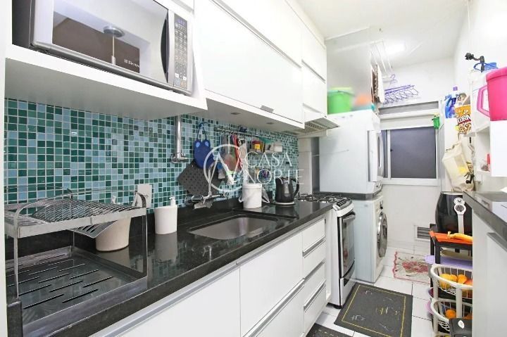 Apartamento à venda com 2 quartos, 61m², 1 suíte, Avenida Sertório no bairro Sarandi em Porto Alegre