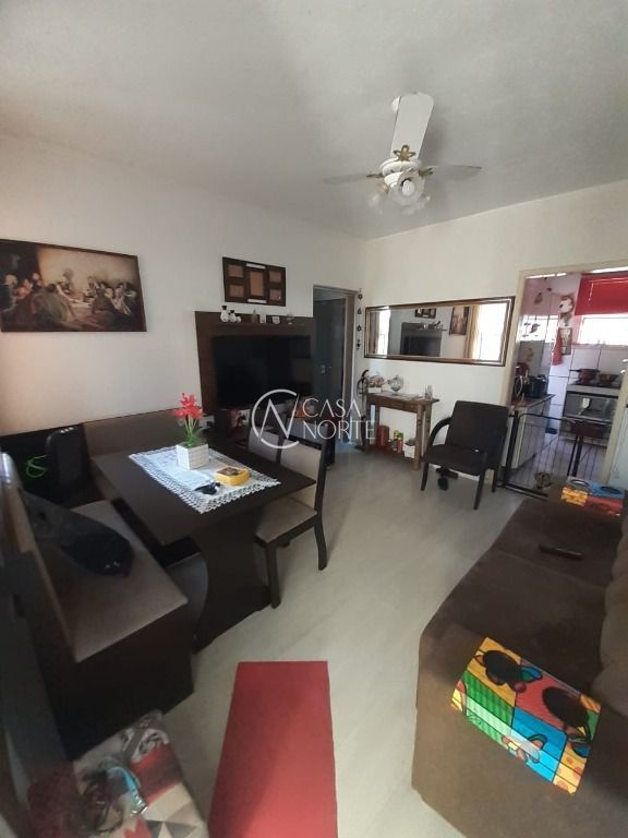 Apartamento à venda com 2 quartos, 1 vaga, Rua Luiz Cézar Leal no bairro Rubem Berta em Porto Alegre