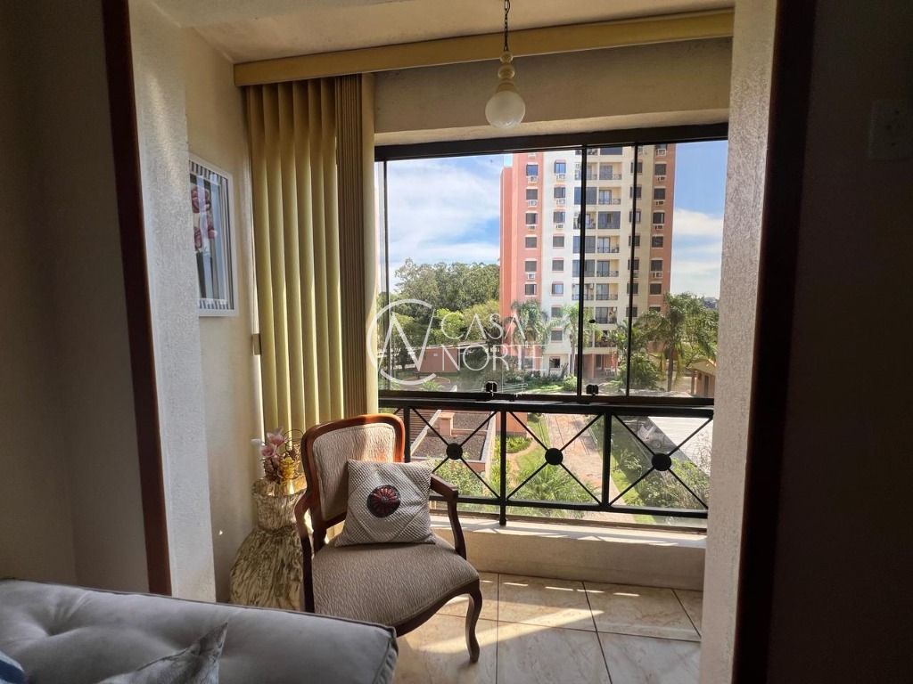 Apartamento à venda com 2 quartos, 57m², 1 vaga, Avenida Protásio Alves no bairro Petrópolis em Porto Alegre