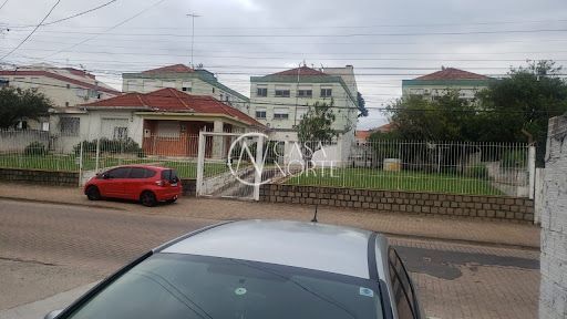 Casa à venda com 3 quartos com 900m², 9 vagas, Estrada Martim Félix Berta no bairro Rubem Berta em Porto Alegre