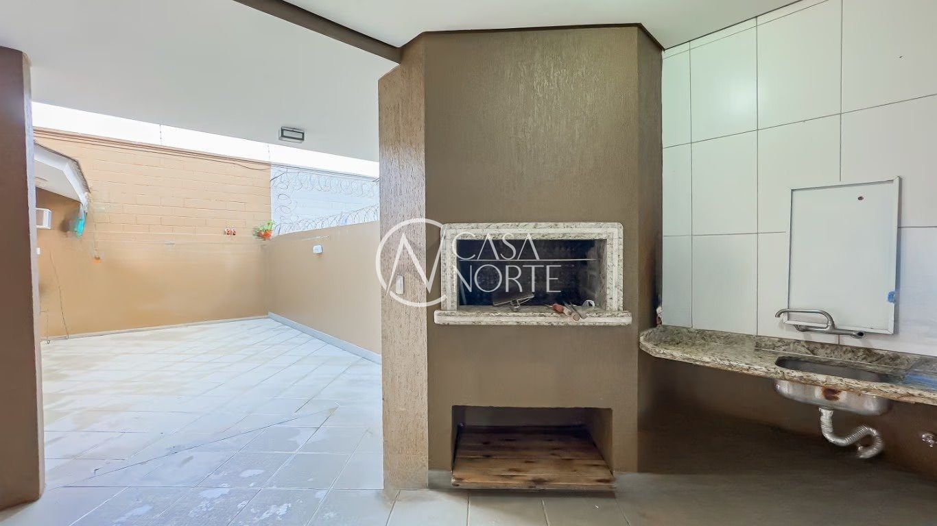 Casa de Condomínio à venda com 4 quartos, 206m², 2 suítes, 3 vagas, Avenida Ecoville 190 no bairro Sarandi em Porto Alegre
