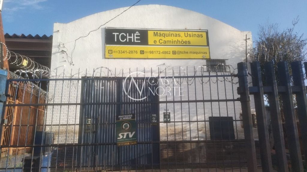 Pavilhão à venda  com 300m², 4 vagas, Rua Dona Teodora no bairro Farrapos em Porto Alegre