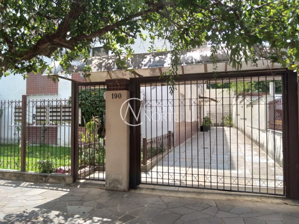 Apartamento à venda com 2 quartos, 58m², 1 vaga, Rua Coronel João Corrêa no bairro Passo da Areia em Porto Alegre