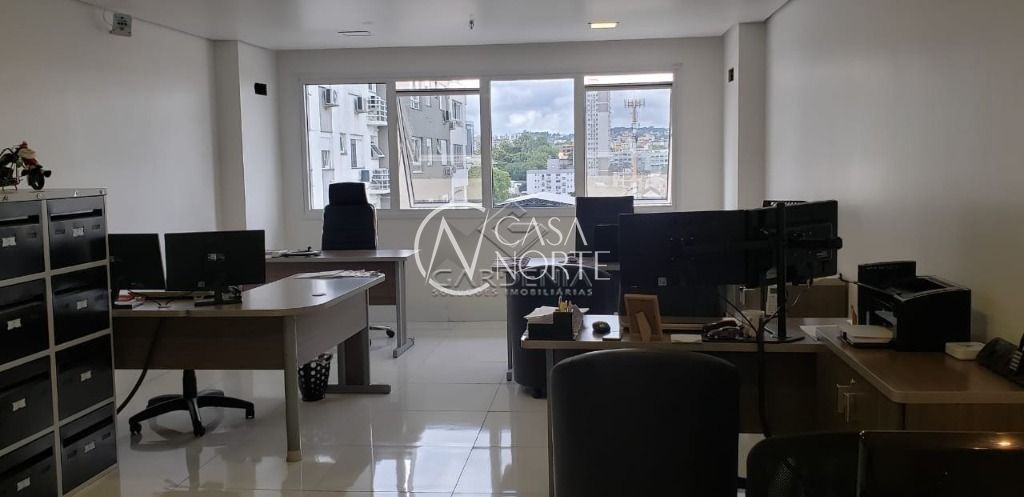 Sala Comercial à venda , 1 vaga, Avenida Assis Brasil no bairro Passo da Areia em Porto Alegre