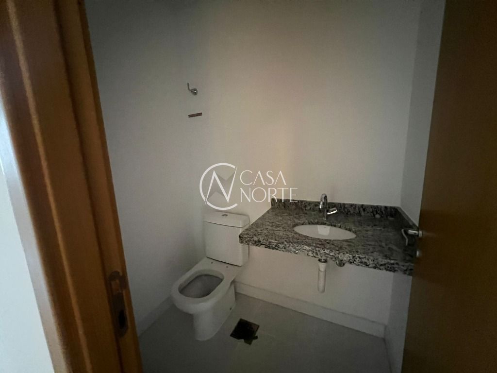 Sala Comercial à venda , 32m², 1 vaga, Avenida Assis Brasil no bairro Cristo Redentor em Porto Alegre