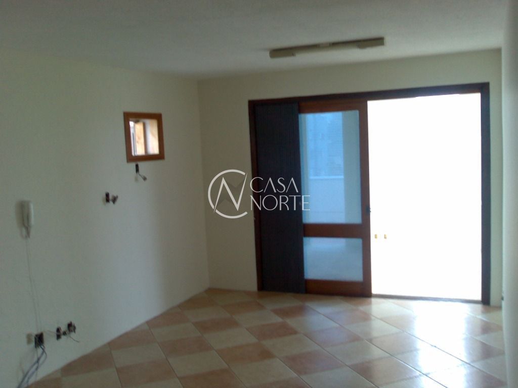 Sala Comercial à venda , 94m², Rua Umbú no bairro Passo da Areia em Porto Alegre