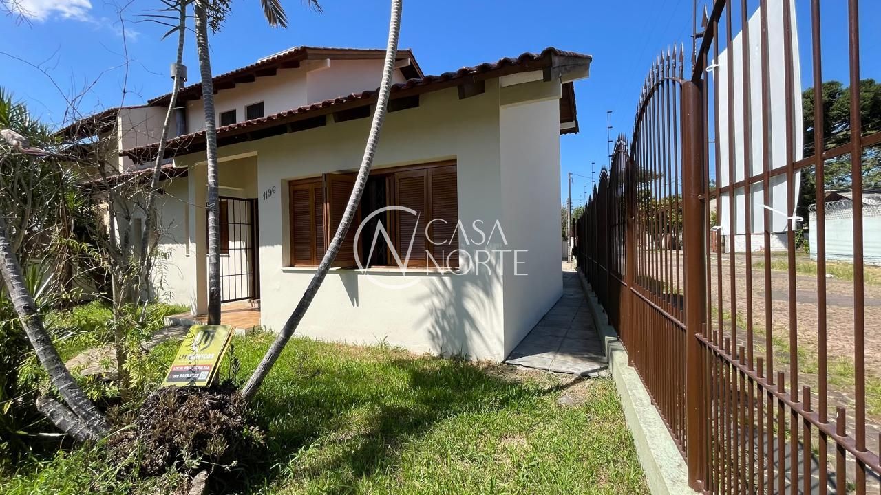 Casa à venda com 4 quartos, 271m², 1 suíte, 3 vagas, Avenida Professor Paula Soares no bairro Jardim Itu em Porto Alegre