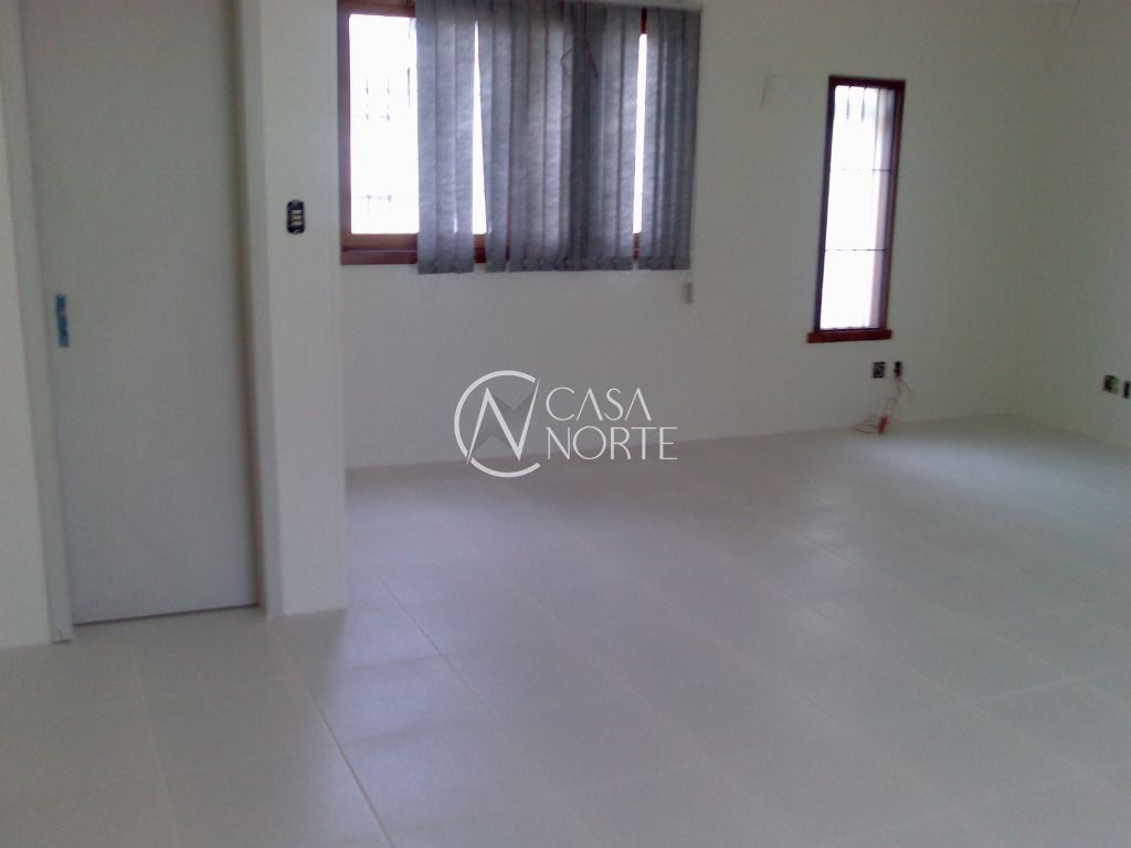 Sala Comercial à venda , 94m², Rua Umbú no bairro Passo da Areia em Porto Alegre