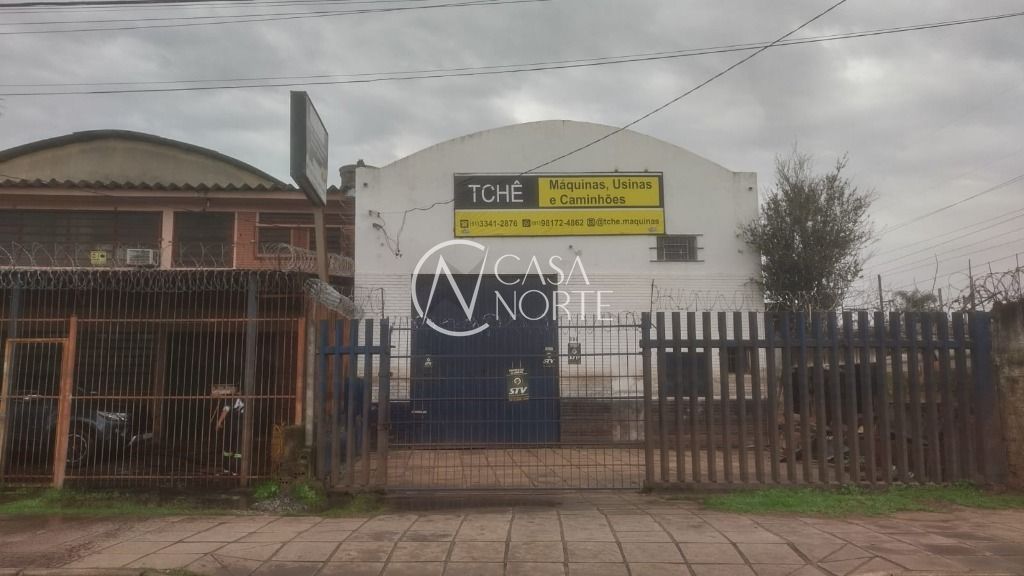 Pavilhão à venda  com 300m², 4 vagas, Rua Dona Teodora no bairro Farrapos em Porto Alegre