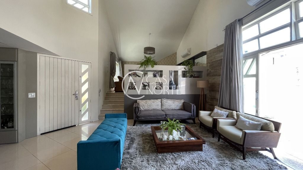 Casa à venda com 4 quartos com 405m², 4 suítes, 5 vagas, Avenida Ecoville no bairro Sarandi em Porto Alegre