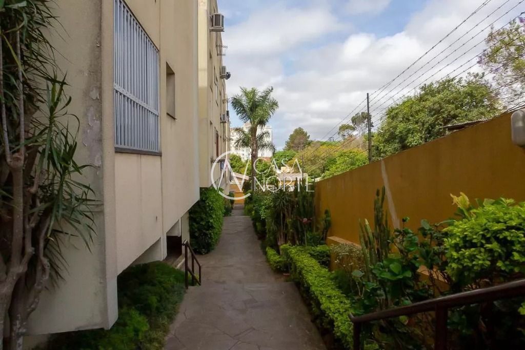Apartamento à venda com 1 quarto, 29m², Avenida do Forte no bairro Vila Ipiranga em Porto Alegre