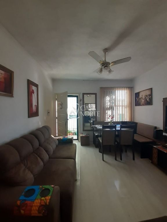 Apartamento à venda com 2 quartos, 1 vaga, Rua Luiz Cézar Leal no bairro Rubem Berta em Porto Alegre