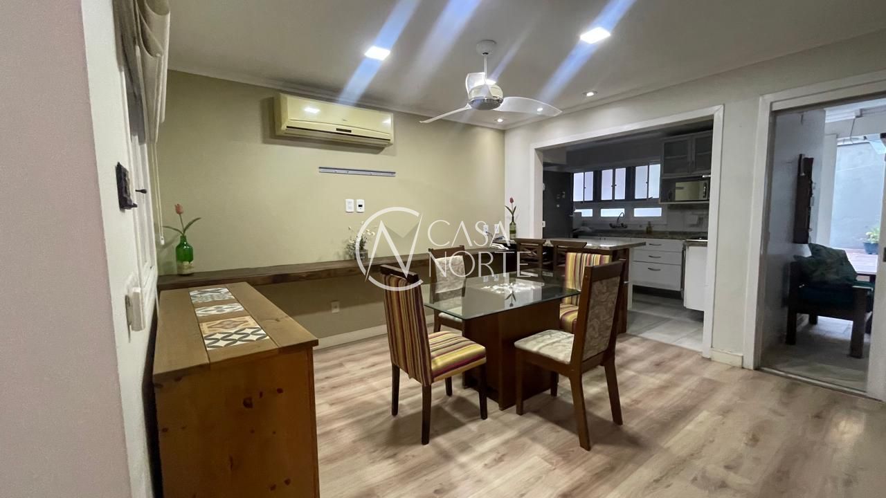 Casa à venda com 3 quartos, 247m², 1 suíte, 2 vagas, Avenida Ecoville no bairro Sarandi em Porto Alegre