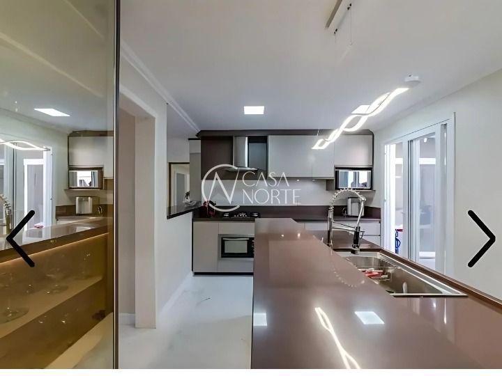 Casa à venda com 3 quartos com 200m², 1 suíte, 2 vagas, Avenida Ecoville no bairro Sarandi em Porto Alegre