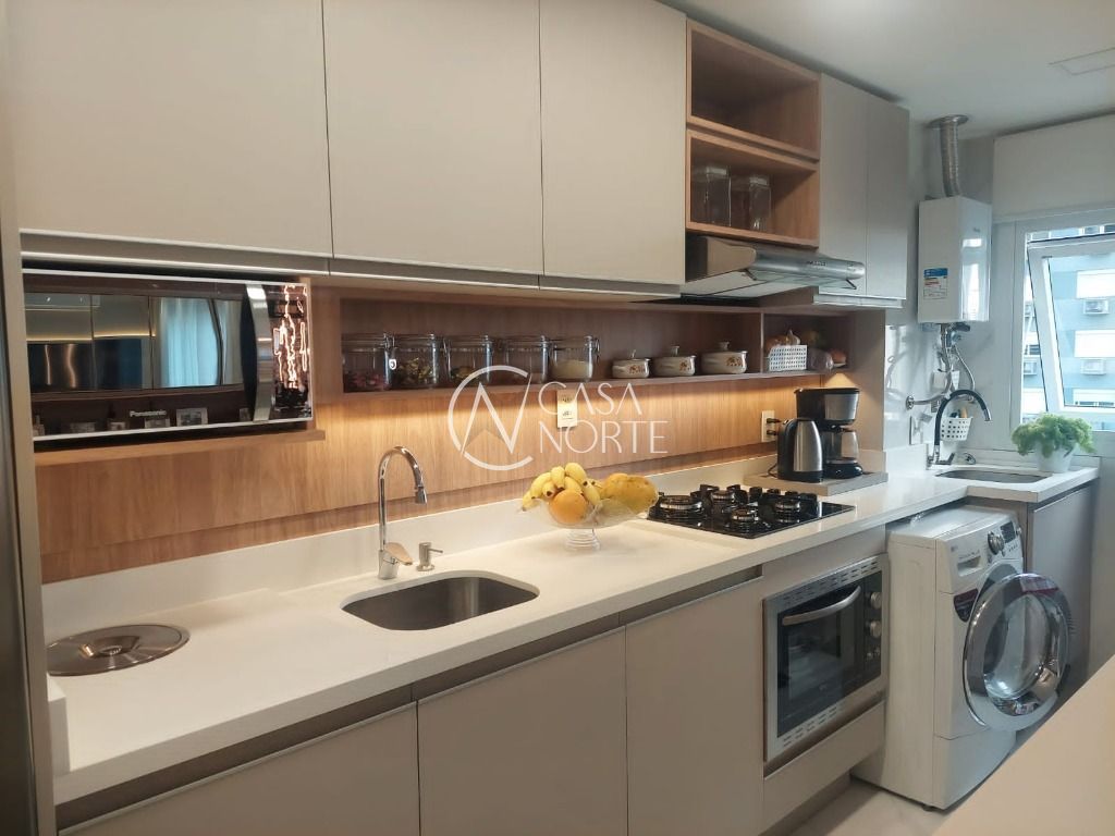 Apartamento à venda com 3 quartos, 1 suíte, Rua Jerônymo Zelmanovitz no bairro São Sebastião em Porto Alegre