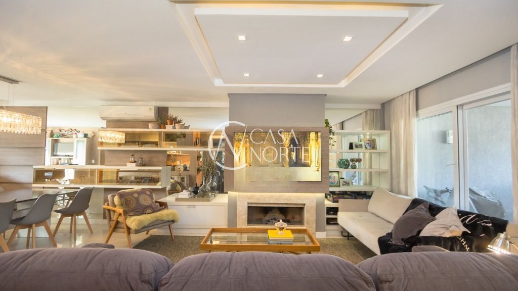 Casa à venda com 3 quartos com 280m², 3 suítes, 2 vagas, Avenida Willy Eugenio Fleck no bairro Sarandi em Porto Alegre