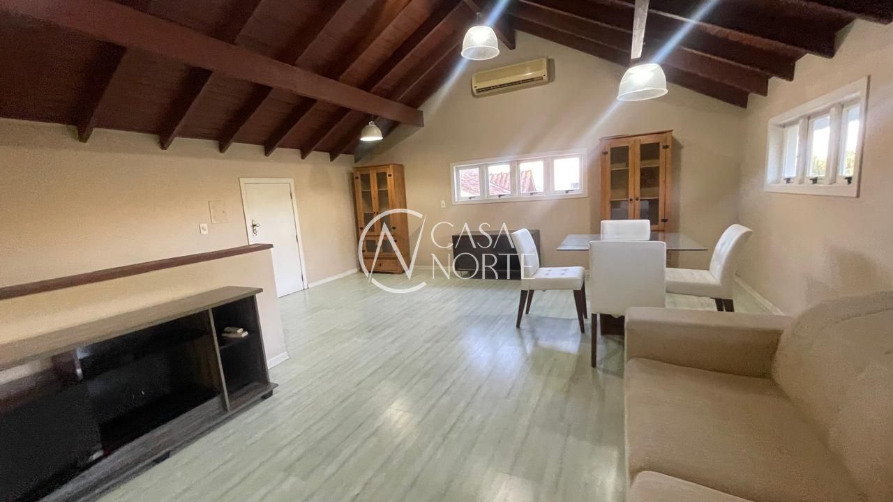 Casa à venda com 3 quartos, 247m², 1 suíte, 2 vagas, Avenida Ecoville no bairro Sarandi em Porto Alegre